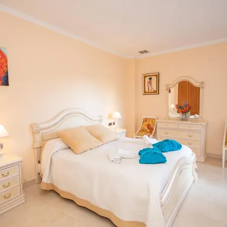 Bellagio Finca La Raja 2 Apartamento *